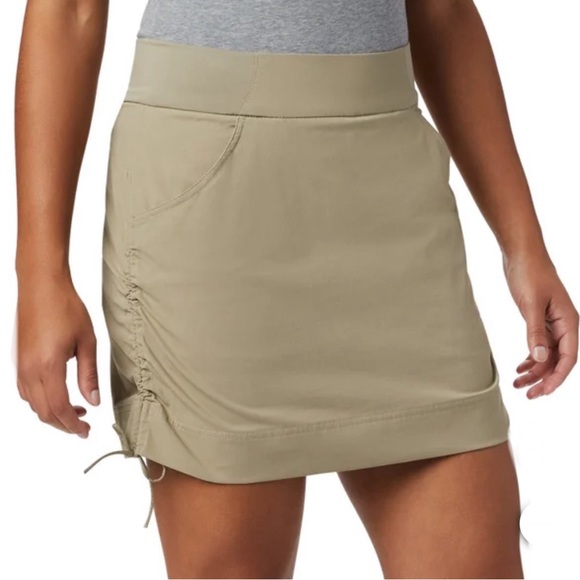 Columbia Women's Skort tan Sz XL - Picture 2 of 9